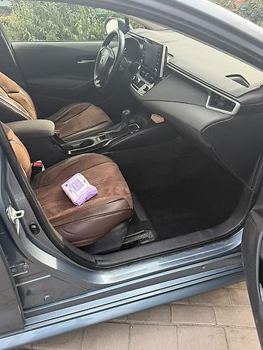 levin corolla: Toyota Corolla: 2019 г., 1.8 л, Гибрид — 3