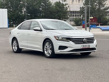 Volkswagen: Volkswagen Passat: 2020 г., 2 л, Автомат, Бензин, Седан