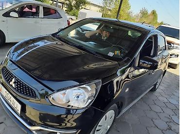 Mitsubishi: Mitsubishi Space Star: 2017 г., 1 л, Механика, Бензин, Хэтчбэк — 2