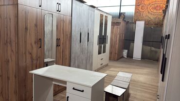 Шифоньеры: Шифоньеры — 19