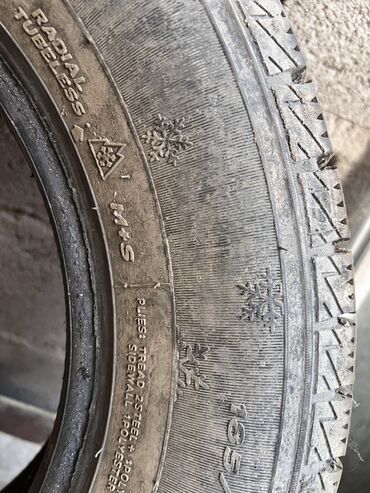 toyota рав 4: Покрышки летние зимние все по 4 
185/70 R14 
Цена договорная! Б/У