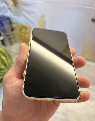 iphon x: IPhone 11, Б/у, 128 ГБ, Белый, Зарядное устройство, Чехол, Кабель, 78 % — 3