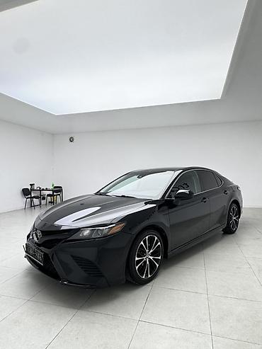 corolla 2018: Toyota Camry: 2018 г., 2.5 л, Автомат, Бензин, Седан — 2