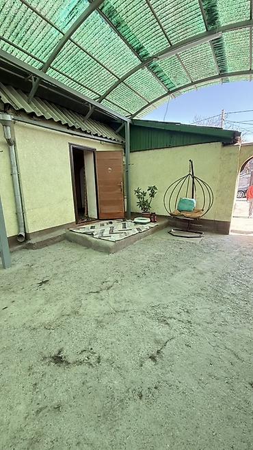 Продажа коттеджей и домов: Продаётся частный дом с огородом. -Район Старый толчок -Площадь — 13