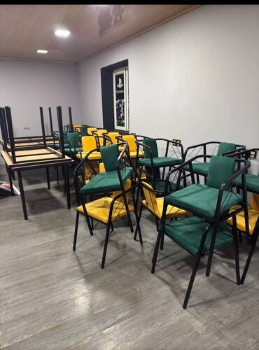 Masa və oturacaq dəstləri: Mətbəx üçün, Yeni, Açılmayan, Dördbucaq masa — 6