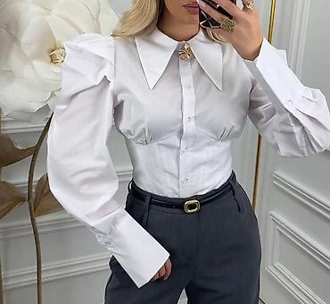 Košulje: 💫Ženska košulja sa strukiranim krojem i puf rukavima
2600 din — 5