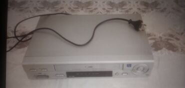 купить телевизор бэушный: VHS video pleyer - Model: ön panelində “VHS Hi‑Fi” işarələri olan