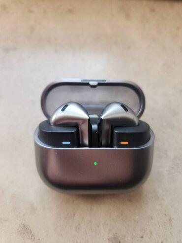 masin ucun tozsoran kontakt home: Новый Беспроводные (Bluetooth) Наушники, Samsung, цвет - Серебристый