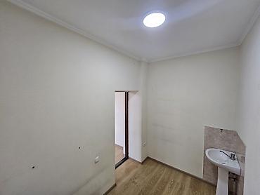 Аренда офисов: Вефа ТЦ Сдается офисное помещение Площадь: 70м2 Второй этаж В — 1