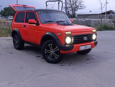 ВАЗ (ЛАДА): ВАЗ (ЛАДА) 4x4 Нива: 2002 г., 0.7 л, Механика, Бензин