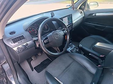 opel astra 2012 model: Opel Astra: 1.3 l | 2007 il 357000 km Universal — 10