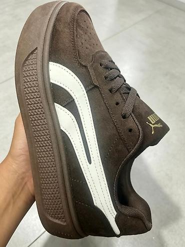 bq patike: Puma patika
Brojevi od 36 do 41
Cena 3000 din
Slanje postom drzavnom — 2