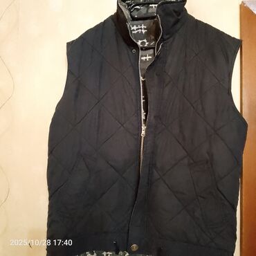 cins pencekler 2022: Jilet, rəng - Qara