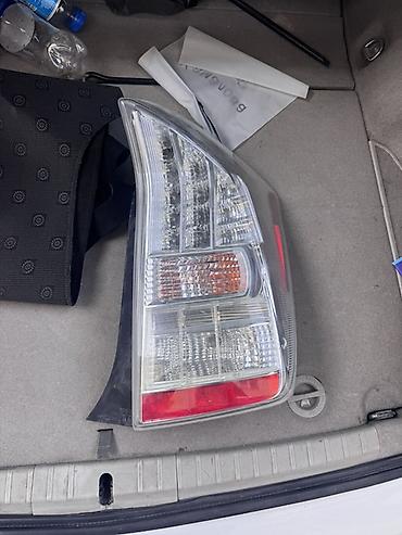 задняя фара приус: Задний фонарь (правый) для Toyota Prius XW30 — 2