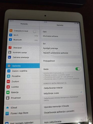 Tableti: APPLE iPad MINI = WiFi = iCloud FREE = 7.9 Baterija jako dobro drzi — 7