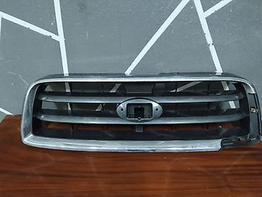 Решетки радиатора: Решетка радиатора 2000 г., Б/у, Оригинал — 11