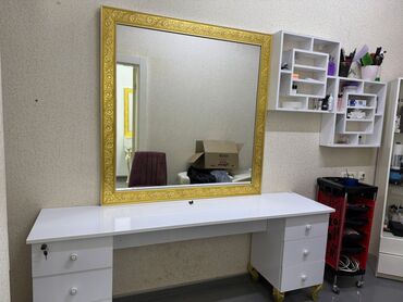 Gəzinti arabaları: Nig2 eded salon mebeli birlikde 300azn.ayri da satisi var. Her biri