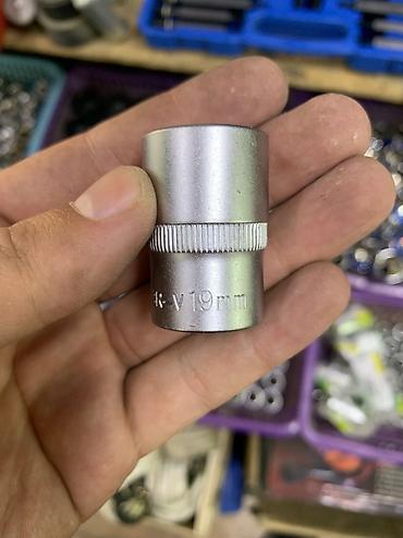 Головка торцевая 19 мм - Размер: 19 mm (шестигранник) - Посадка под