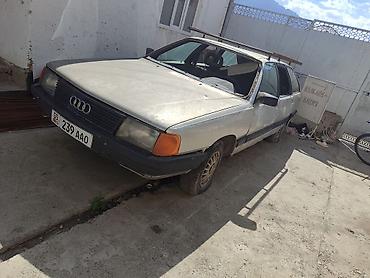 чехол на мопед: Audi 100 (C3), универсал 1,8 карбюратор кузов жакшы жазап алса болот — 1