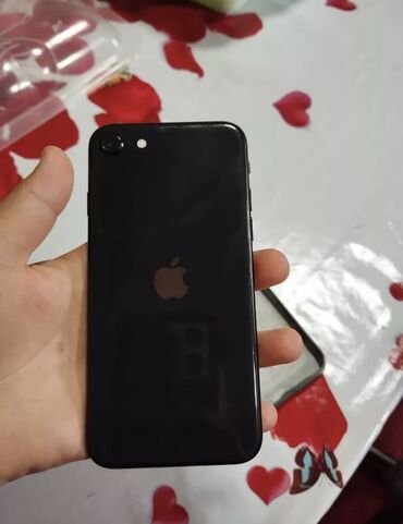 apple iphone 5s 16: IPhone SE 2020, Б/у, 64 ГБ, Черный, Зарядное устройство, Чехол, 77 %