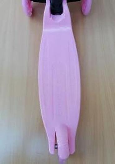 Trotineti, skejtbordovi i hoverbordovi: Dečiji trotinet sa integrisanim koferom u roze boji, idealan za — 29