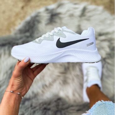 djak new balance: Nike patike za trening
Novo
Brojevi 36 do 41 na lalafo.rs djak new balance: Nike patike za trening
Novo
Brojevi 36 do 41