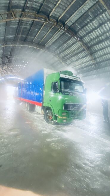 домкрат воздушный: Прицеп, Volvo, Тентованный, до 3,5 т, Б/у