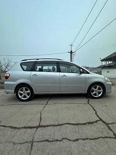Toyota: Toyota Ipsum: 2004 г., 2 л, Автомат, Дизель, Минивэн — 4