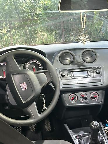 satılık araba: Seat Ibiza: 1.4 l | 2013 il 86000 km Universal — 5