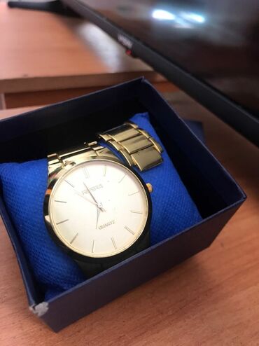 new in Кыргызстан | ПЛАТЬЯ: Продаю оригинальные часы состояние мощный харошо сидит на руке