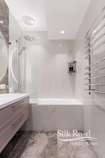 Продажа квартир: 2 комнаты, 77 м², Элитка, 13 этаж, Дизайнерский ремонт — 16