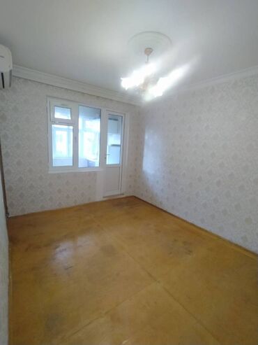 Köhnə tikili: Bakı, 4-cü mikrorayon, 2 otaqlı, Köhnə tikili, m. Memar Əcəmi, 43 kv. m — 3