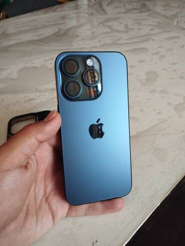 продаю титан: IPhone 15 Pro Max, Колдонулган, 256 ГБ, Blue Titanium, Заряддоочу түзүлүш, Коргоочу айнек, Каптама, 90 %