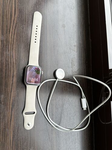 apple watch 7 цена бишкек: Продаю Apple Watch Series 7 45 MM состояние аккумулятора 100% 32гб
