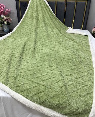 Одеяла и пледы: Плед, Новый, Все сезоны, Двусторонний, Плюшевый — 11