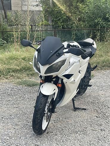 Мототехника: Спортбайк Suzuki, 250 куб. см, Бензин, Взрослый, Б/у — 2