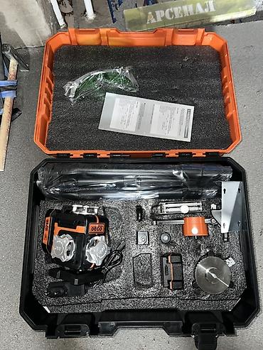 яркие: Лазерный уровень DEKO DZL-700 (зеленый луч) в фирменном ударопрочном — 2
