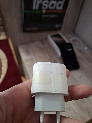 Apple iPhone: IPhone 15 Pro, Natural Titanium, Face ID — 8