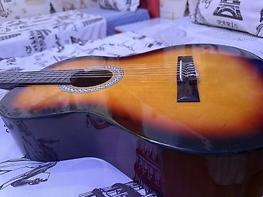 gitara tuner: Klassik (ispan tipli) akustik gitar - Korpus: tam ölçülü klassik — 3