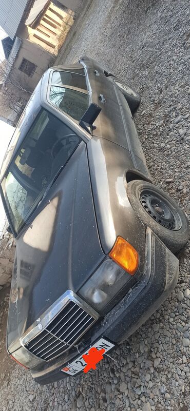 Mercedes-Benz: Mercedes-Benz W124: 1988 г., 2.3 л, Механика, Бензин, Седан — 7