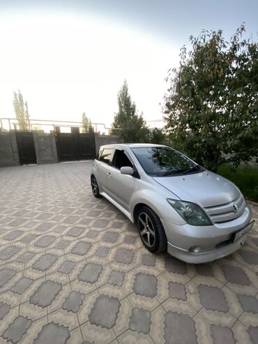 антена на авто: Toyota ist: 2003 г., 1.3 л, Автомат, Бензин, Хэтчбэк