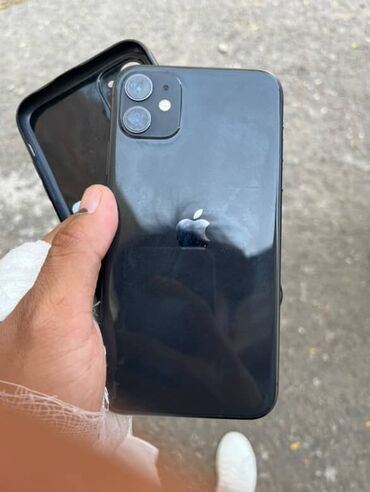 айпад 9: IPhone 11, Б/у, 64 ГБ, Черный, Чехол, 71 %