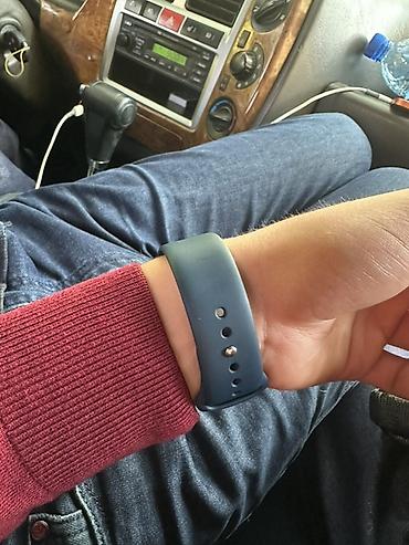 ipone air: Apple Watch Series 7 (GPS) - Размер корпуса: 45 мм (квадратный экран — 1