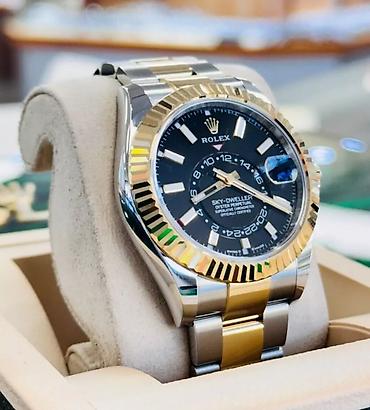 meta eynək: Rolex Sky-Dweller – Oyster Perpetual, Superlative Chronometer (COSC) — 2