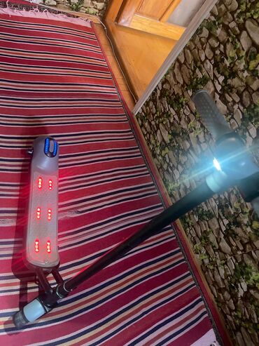 işlənmiş uşaq maşınları: 20 KM gedir 43 kilo aparır problem yoxdur işığı yanır, az işlənib