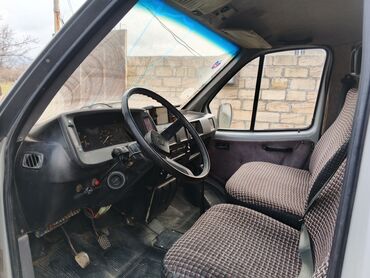 Yük maşınları: Salam 4 ton yükə yiğilmiş həm rama həm qurza 12 lik şiverlerle — 5