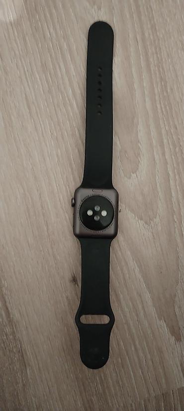 nintendo switch 1: Apple Watch Series 3, Space Gray alüminium korpus, qara silikon Sport — 2