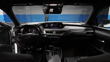 Lexus: Lexus UX: 2018 г., 2 л, Вариатор, Бензин, Кроссовер — 11