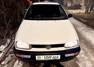 машина нехия: Volkswagen Golf: 1994 г., 1.6 л, Механика, Бензин, Хэтчбэк