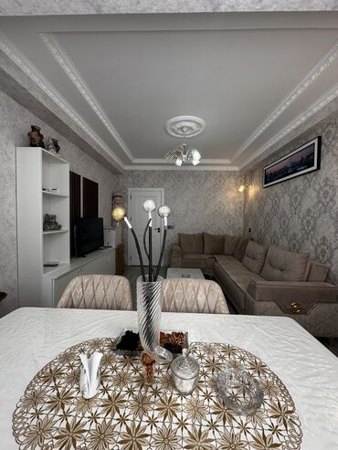 Yeni tikili: 3 otaqlı, Yeni tikili, 76 kv. m — 4